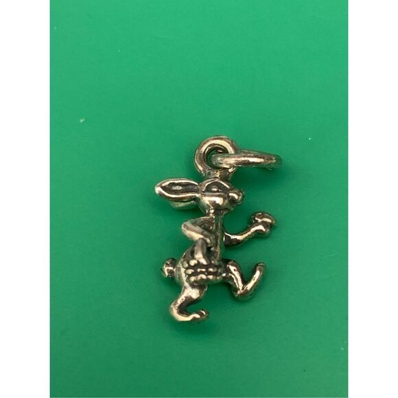 independent Jewelry - Rabbit Bunny carrying Easter Basket #vintage